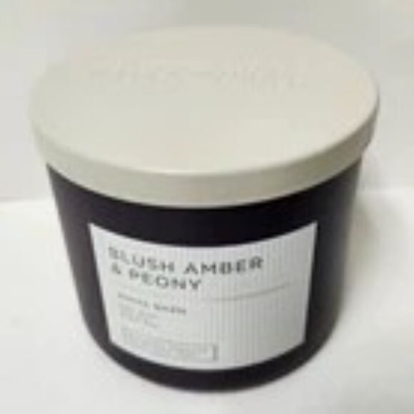 RARE🕯️BATH & BODY WORKS 🕯️Blush Amber & Peony 3 WICK CANDLE - Picture 3 of 3